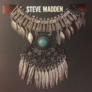 Steve Madden Necklace